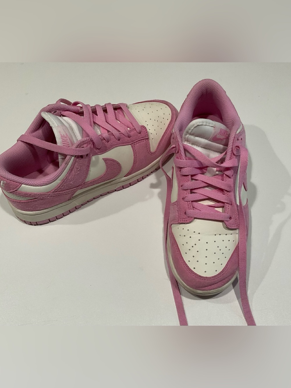☀️ NIKE Pink/White Sneakers, Size 7